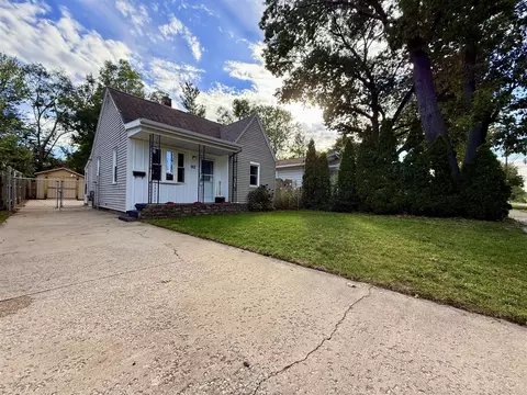 912 34th, Wyoming, MI 49509