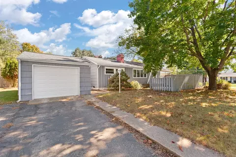 5494 Sherwood, Jackson, MI 49201