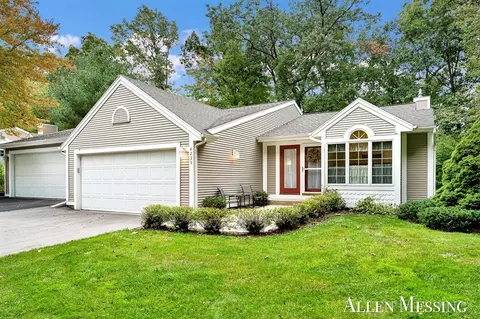 4235 Valley, Grand Rapids, MI 49525