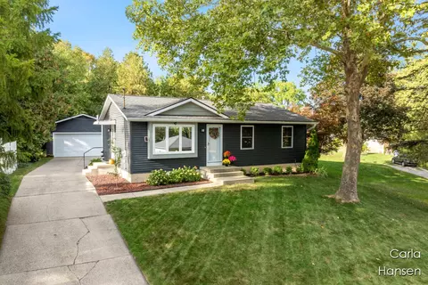 1835 Kerwin, Grand Rapids, MI 49504