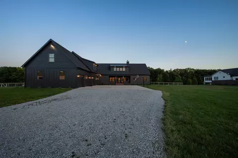 Exterior - 14211 Deer, Buchanan, MI 49107 photo 19 of 28