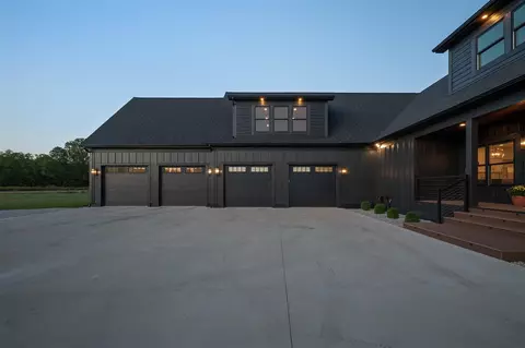 Exterior - 14211 Deer, Buchanan, MI 49107 photo 21 of 28