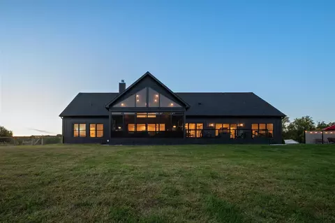 Exterior - 14211 Deer, Buchanan, MI 49107 photo 14 of 28