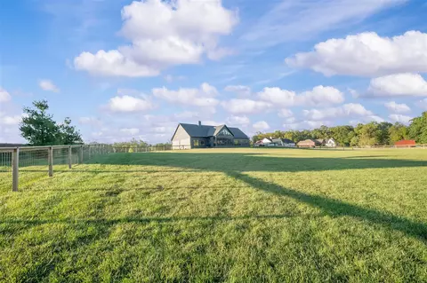 Exterior - 14211 Deer, Buchanan, MI 49107 photo 16 of 28