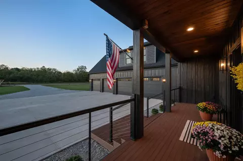 Exterior - 14211 Deer, Buchanan, MI 49107 photo 23 of 28