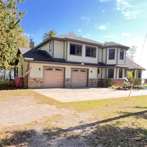 4442 N Lake Shr, Black River, MI 48721