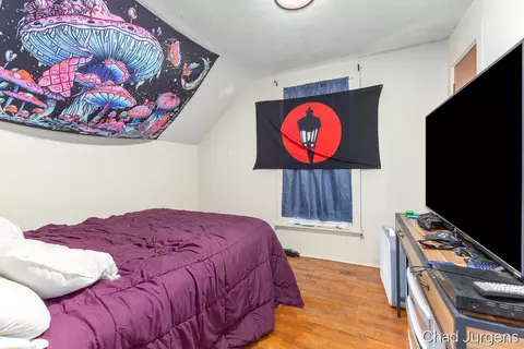 Bedroom - 115 E Brg, Big Rapids, MI 49307 photo 3 of 3