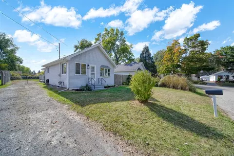 3407 Gypsy, Jackson, MI 49202 photo 2