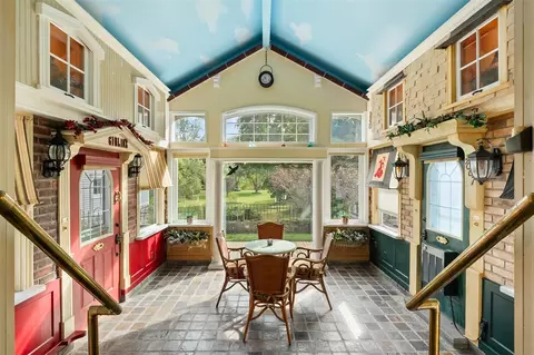 Entry Way - 138 E Main, Mendon, MI 49072 photo 1 of 4