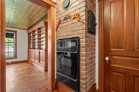 Entry Way - 138 E Main, Mendon, MI 49072 photo 2 of 4
