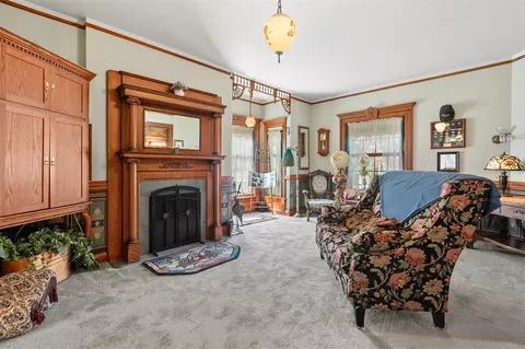 Living - 138 E Main, Mendon, MI 49072 photo 1 of 5