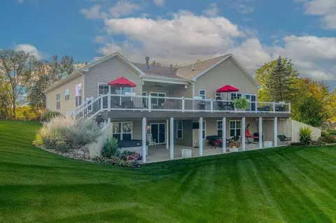 17088 Fawn Riv, White Pigeon, MI 49099