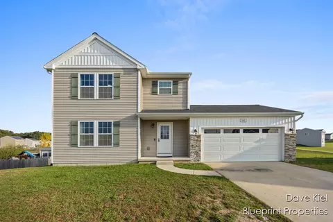 886 Oak Wind, Middleville, MI 49333