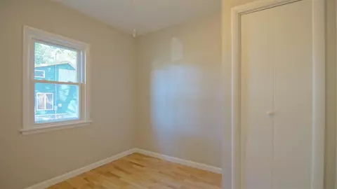 Bedroom - 916 Chippewa, Buchanan, MI 49107 photo 1 of 4