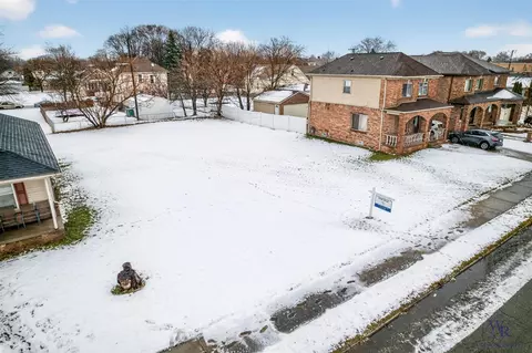 1740 Ferney, Dearborn, MI 48120 photo 2