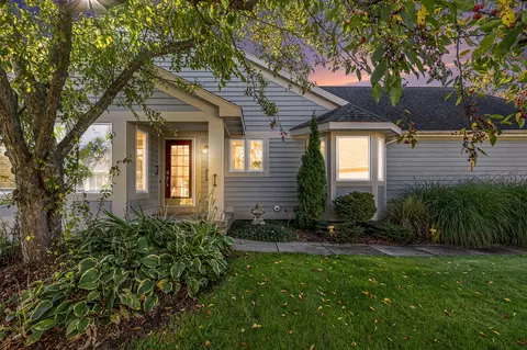 7649 Greenbrier, Rockford, MI 49341