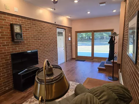 Other - 2209 Cromie, Warren, MI 48092 photo 5 of 17