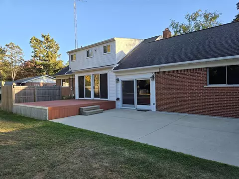 Exterior - 2209 Cromie, Warren, MI 48092 photo 10 of 15