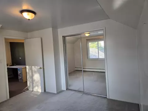 Bedroom - 2209 Cromie, Warren, MI 48092 photo 6 of 8