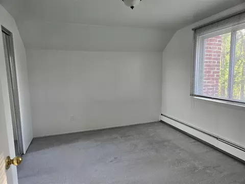 Bedroom - 2209 Cromie, Warren, MI 48092 photo 5 of 8