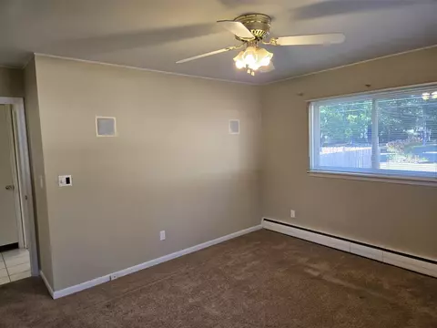 Bedroom - 2209 Cromie, Warren, MI 48092 photo 4 of 8