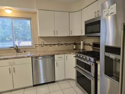 Kitchen - 2209 Cromie, Warren, MI 48092 photo 1 of 4