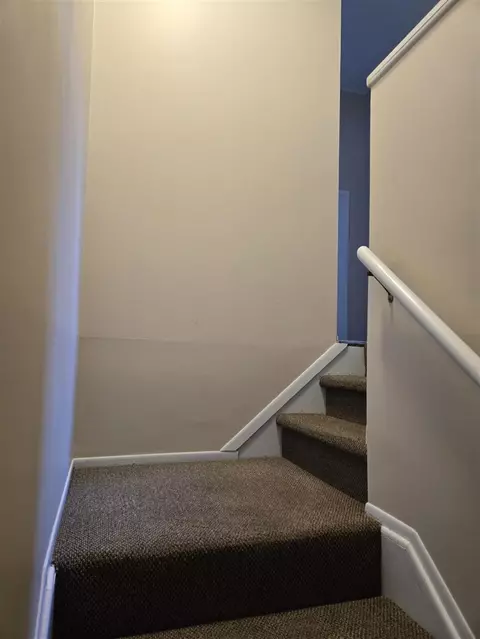 Entry Way - 2209 Cromie, Warren, MI 48092 photo 6 of 9