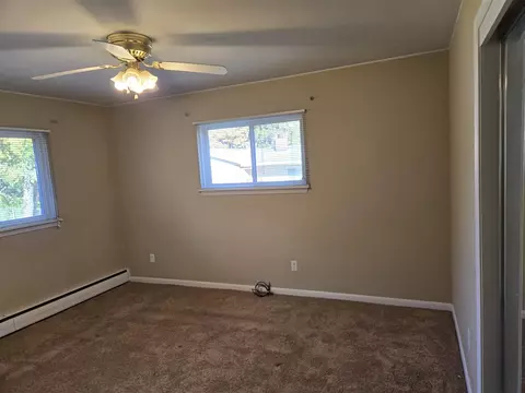 Bedroom - 2209 Cromie, Warren, MI 48092 photo 3 of 8