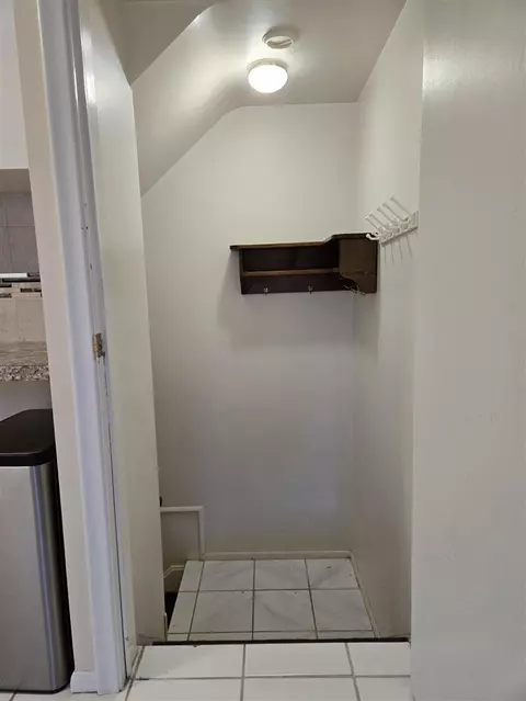 Other - 2209 Cromie, Warren, MI 48092 photo 10 of 17