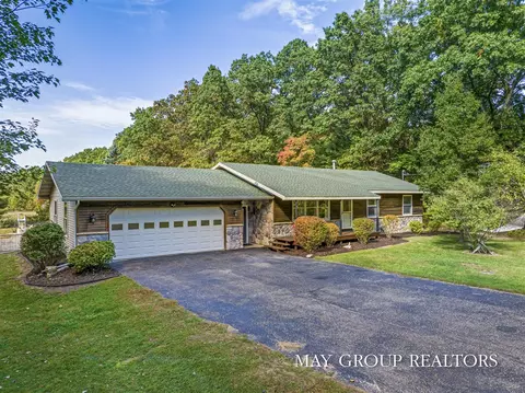11701 Montcalm, Greenville, MI 48838