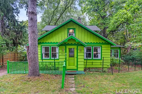3083 May, Douglas, MI 49406