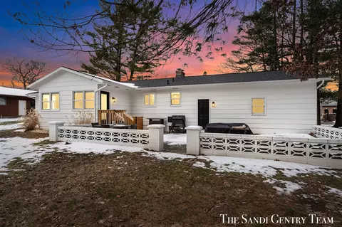 Other - 904 E Savidge, Spring Lake, MI 49456 photo 17 of 18