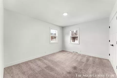 Bedroom - 904 E Savidge, Spring Lake, MI 49456 photo 1 of 3