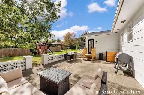 Other - 904 E Savidge, Spring Lake, MI 49456 photo 16 of 18