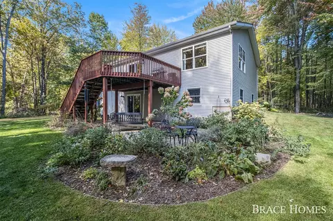 9090 Mccabe, Ada, MI 49301 photo 32