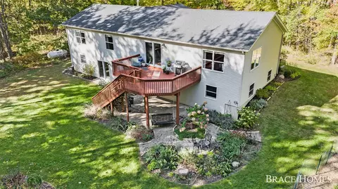 9090 Mccabe, Ada, MI 49301 photo 30