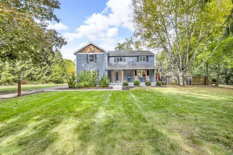 4920 Slayton, Jackson, MI 49201
