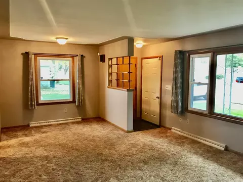 101 E Pr, White Pigeon, MI 49099 photo 3