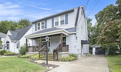 726 Deming, Grand Rapids, MI 49507