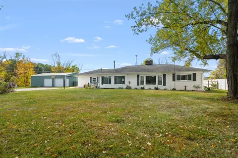 11802 Floria, Delton, MI 49046