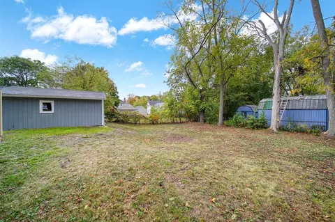 Exterior - 612 Bush, Jackson, MI 49202 photo 9 of 12