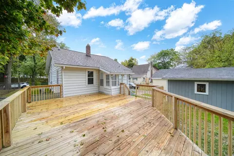 Exterior - 612 Bush, Jackson, MI 49202 photo 8 of 12