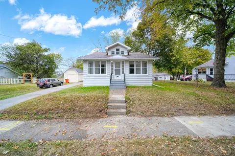 Exterior - 612 Bush, Jackson, MI 49202 photo 1 of 12