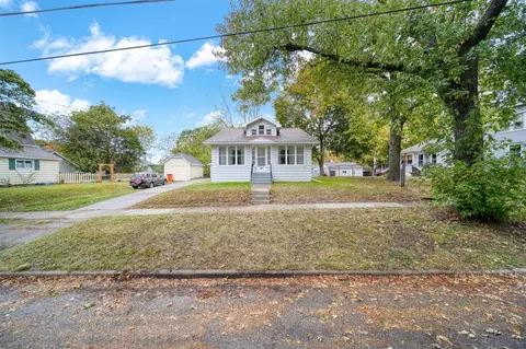 612 Bush, Jackson, MI 49202