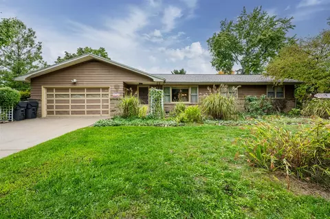 1606 Stanley, Benton Harbor, MI 49022