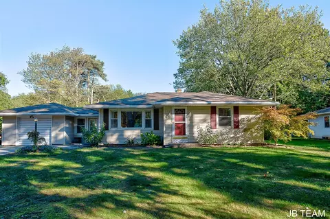 257 Mae Rose, Holland, MI 49424