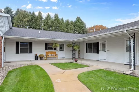 2921 N Wentward, Hudsonville, MI 49426