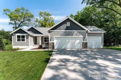 4894 Bowen, Montague, MI 49437