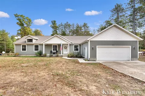 6700 Blue Lk, Twin Lake, MI 49457