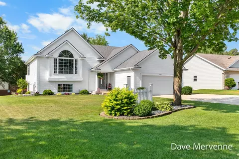 2508 Willowridge, Jenison, MI 49428